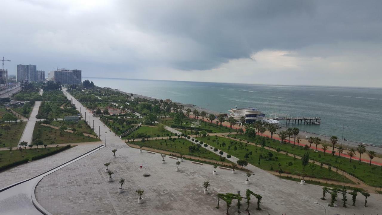Mimino Apartment Deluxe First Line Batumi Luaran gambar