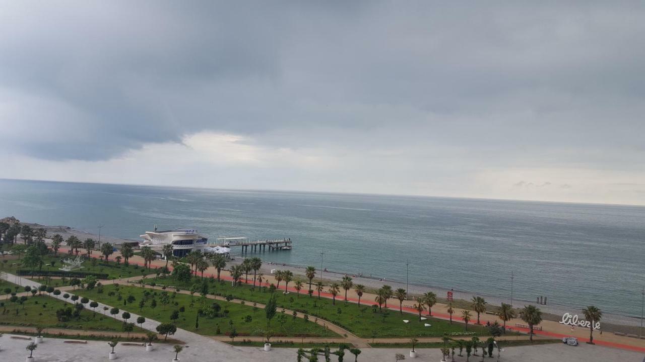 Mimino Apartment Deluxe First Line Batumi Luaran gambar