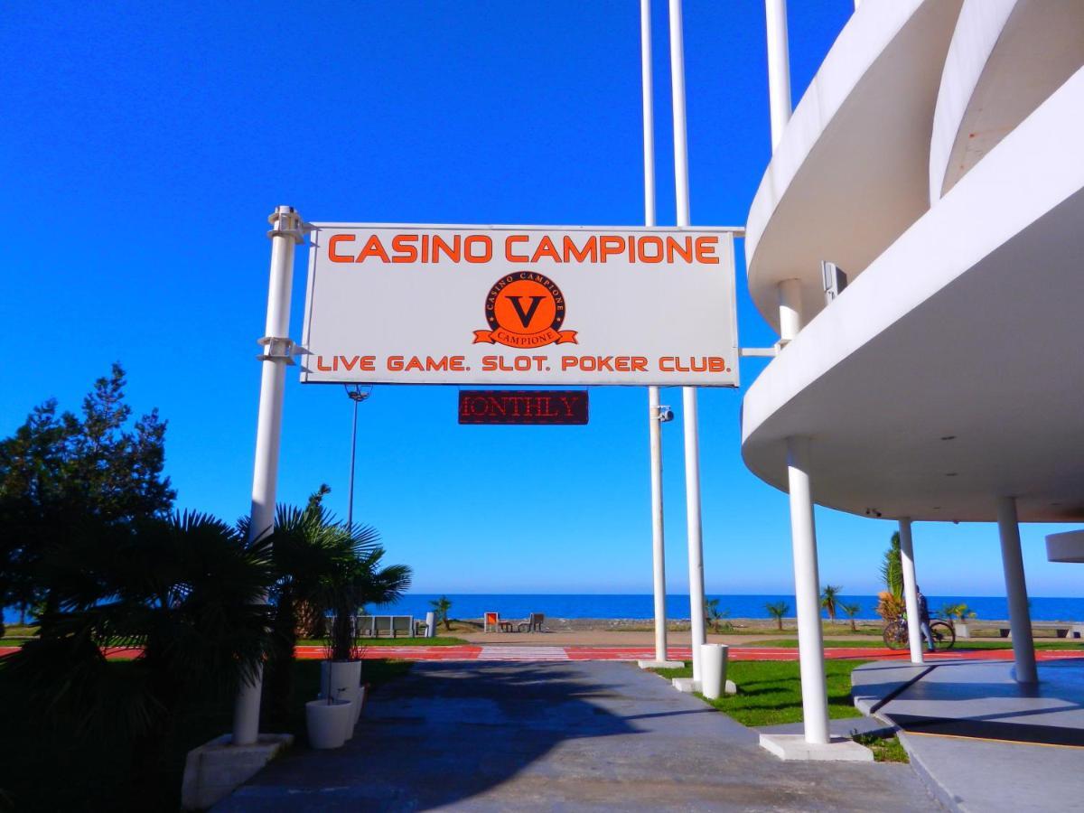 Mimino Apartment Deluxe First Line Batumi Luaran gambar