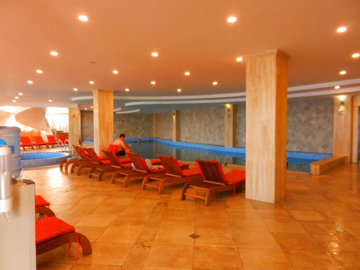 Mimino Apartment Deluxe First Line Batumi Luaran gambar